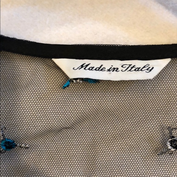 Blouse - Picture 3 of 6